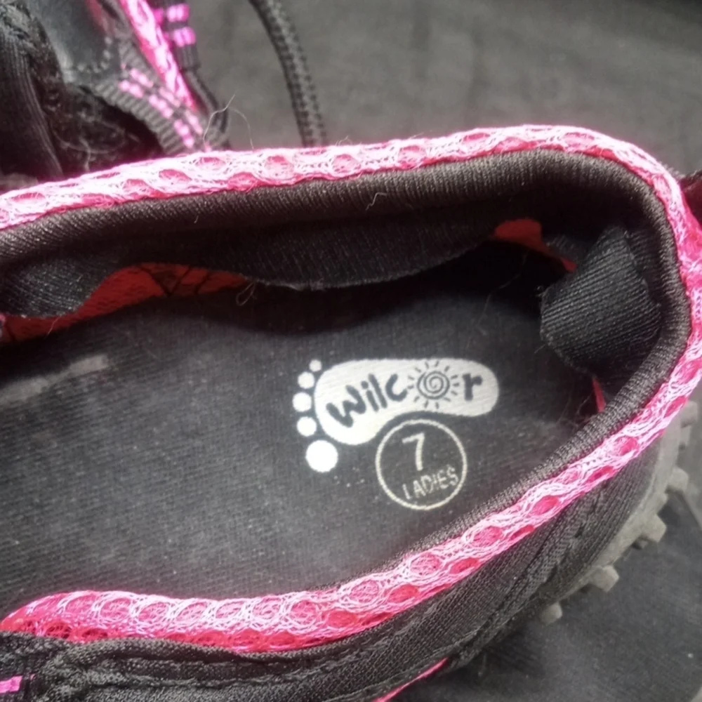 Ladies Size 7 Pink and Black Water Shoes with Rugged Sole and Breathable Mesh